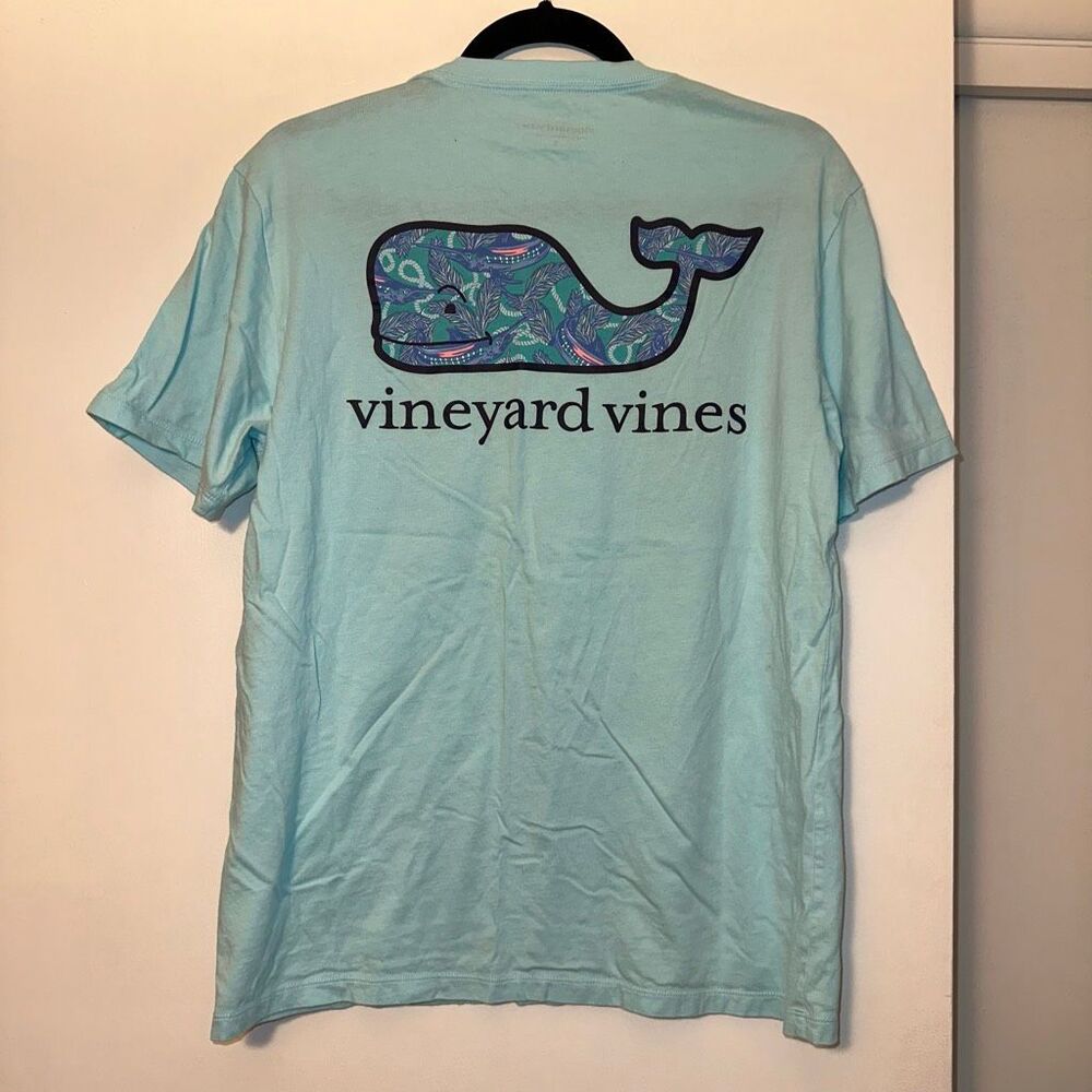 Vineyard Vines Unisex Small Short Sleeve Whale Graphic Crew Shirt Gently Worn